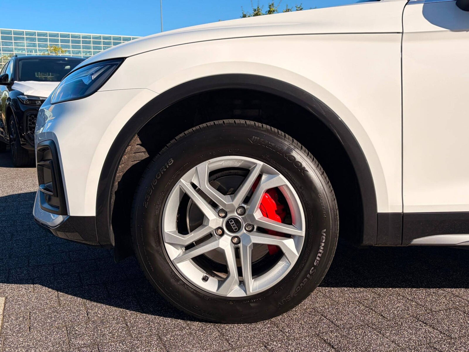Audi Q5 Sportback - zdjęcie 12