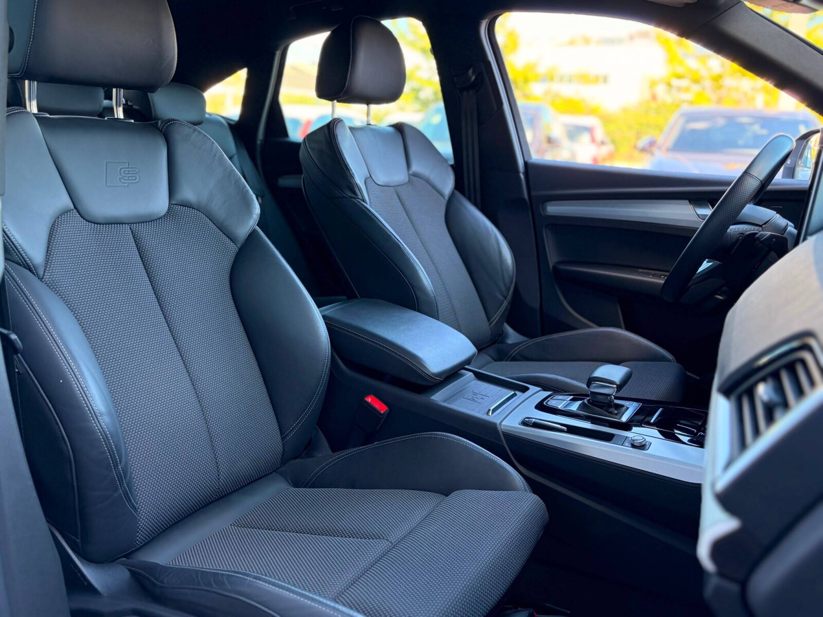 Audi Q5 Sportback - zdjęcie 23