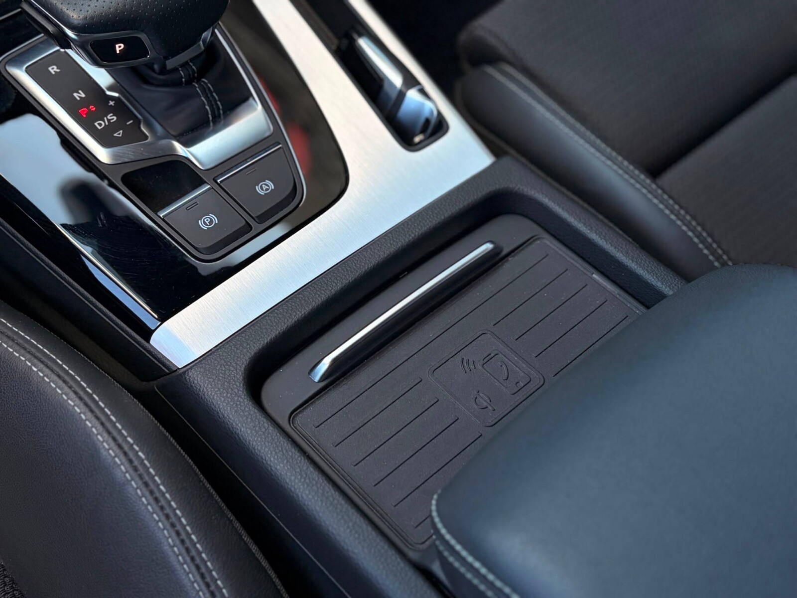 Audi Q5 Sportback - zdjęcie 30