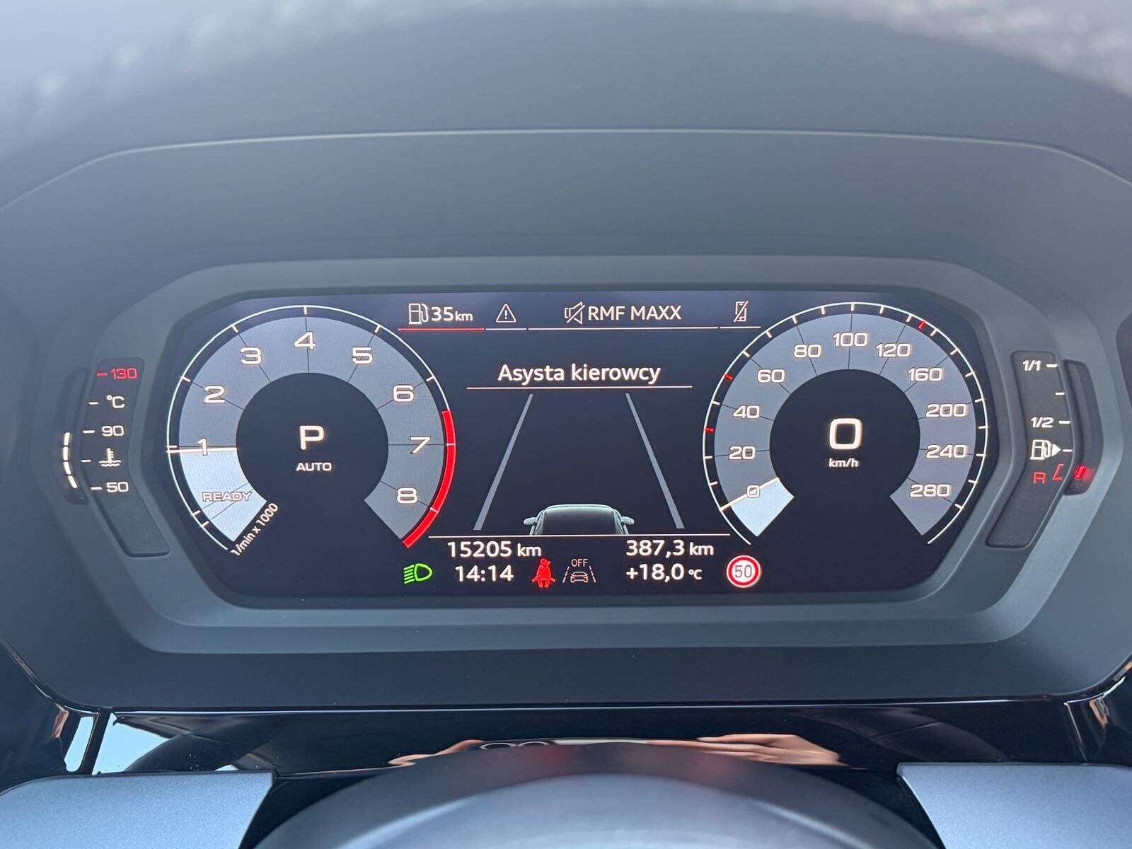 Audi A3 Sportback - zdjęcie 29