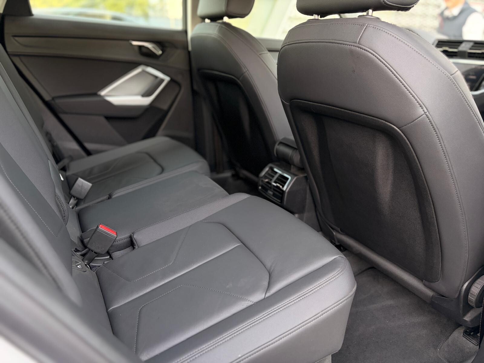 Audi Q3 Sportback - zdjęcie 21
