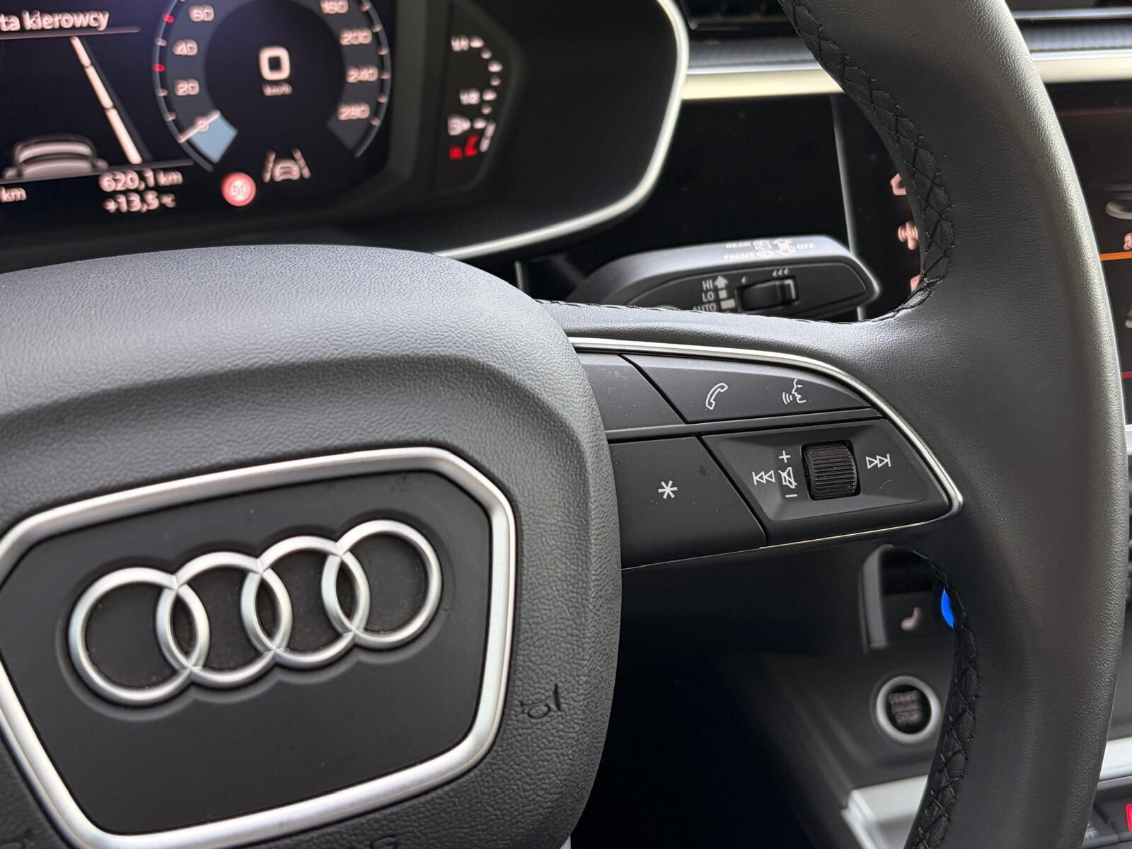 Audi Q3 Sportback - zdjęcie 28