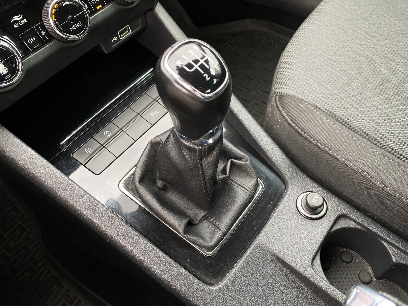 Škoda Octavia - zdjęcie 11