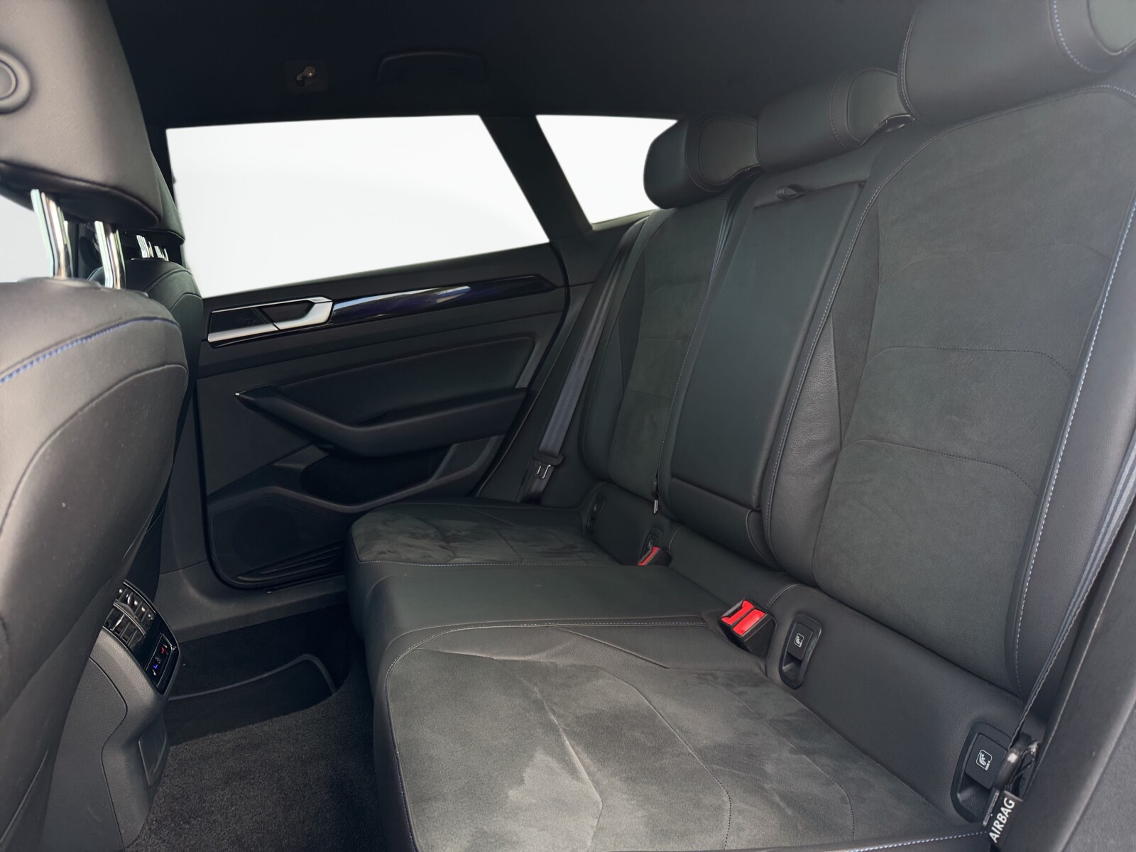 Volkswagen Arteon Shooting Brake - zdjęcie 27