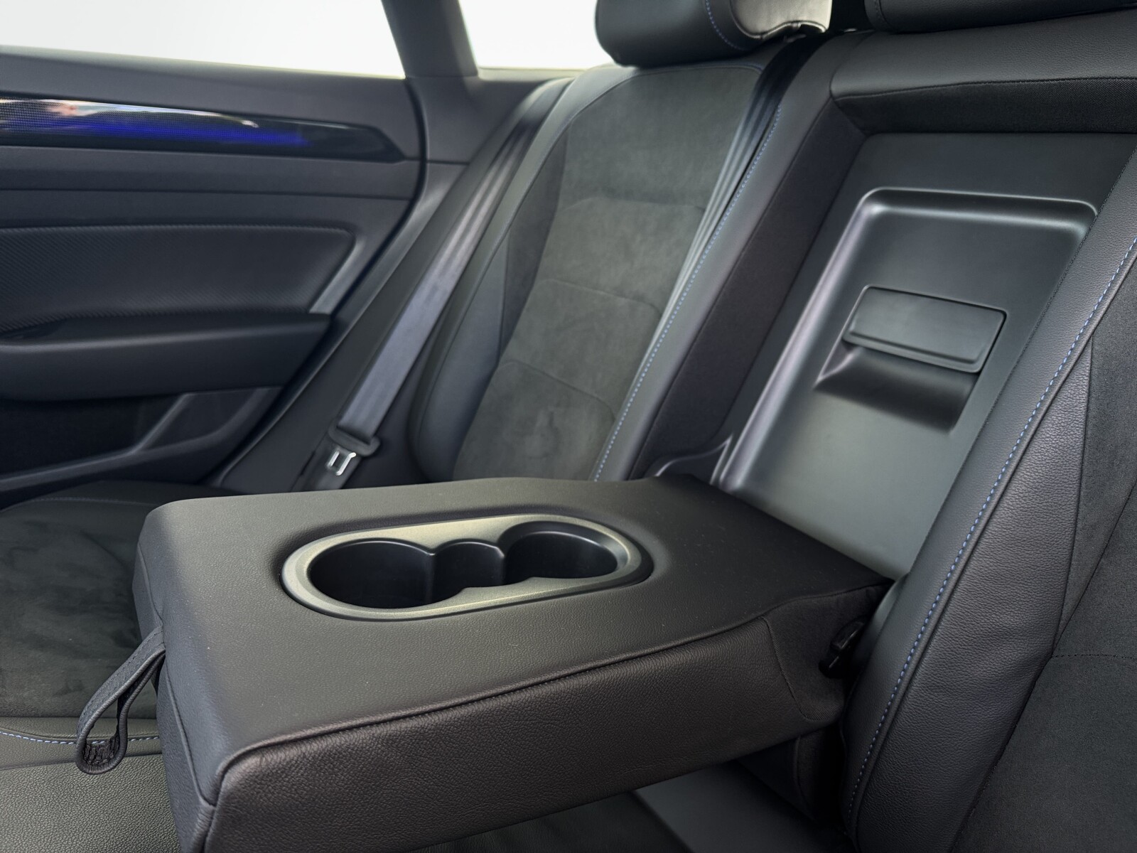 Volkswagen Arteon Shooting Brake - zdjęcie 29