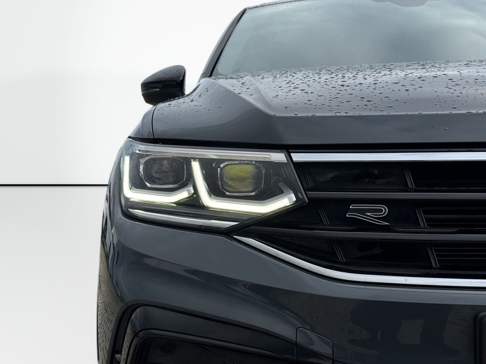 Volkswagen Tiguan - zdjęcie 33