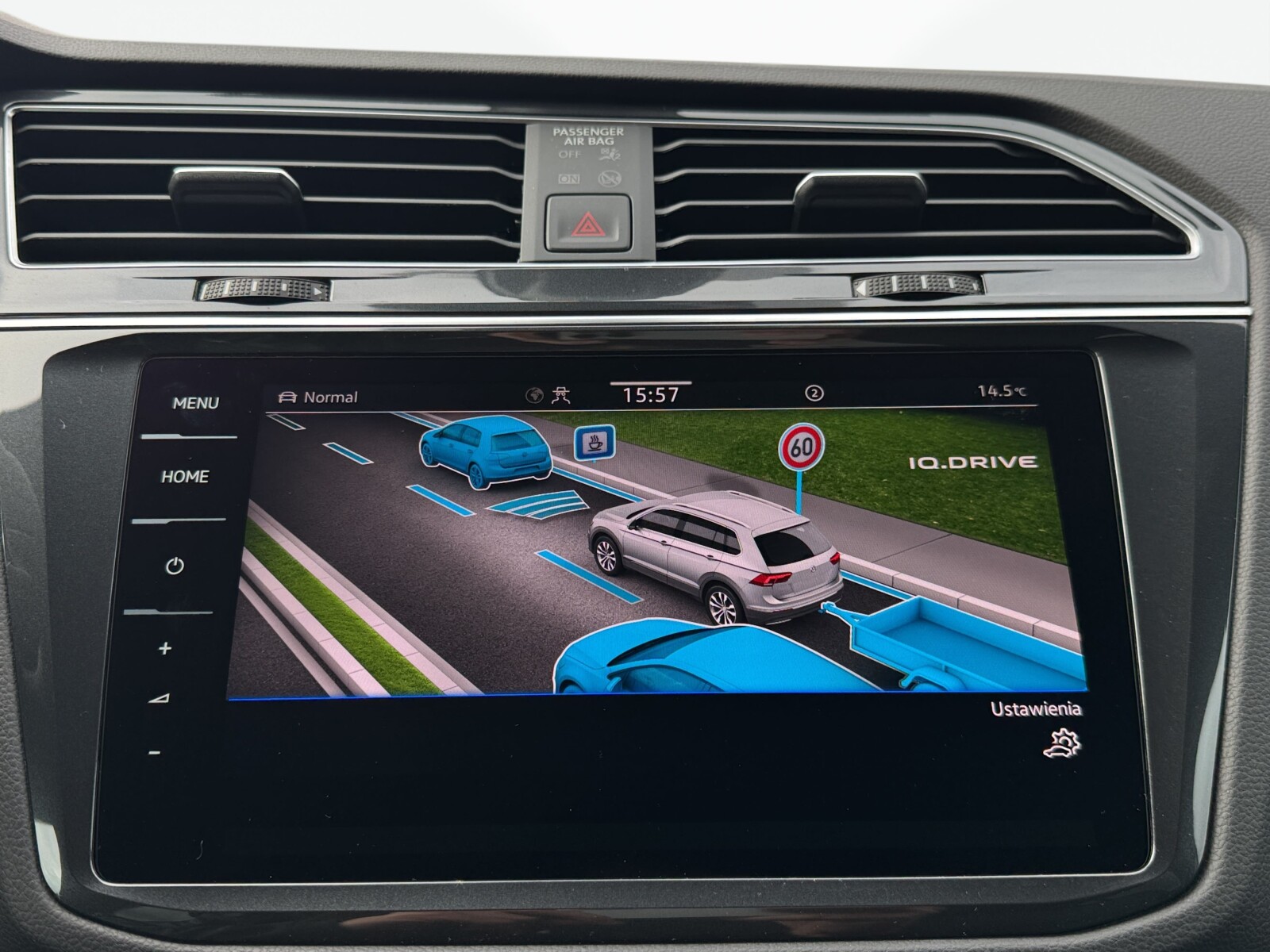 Volkswagen Tiguan - zdjęcie 16