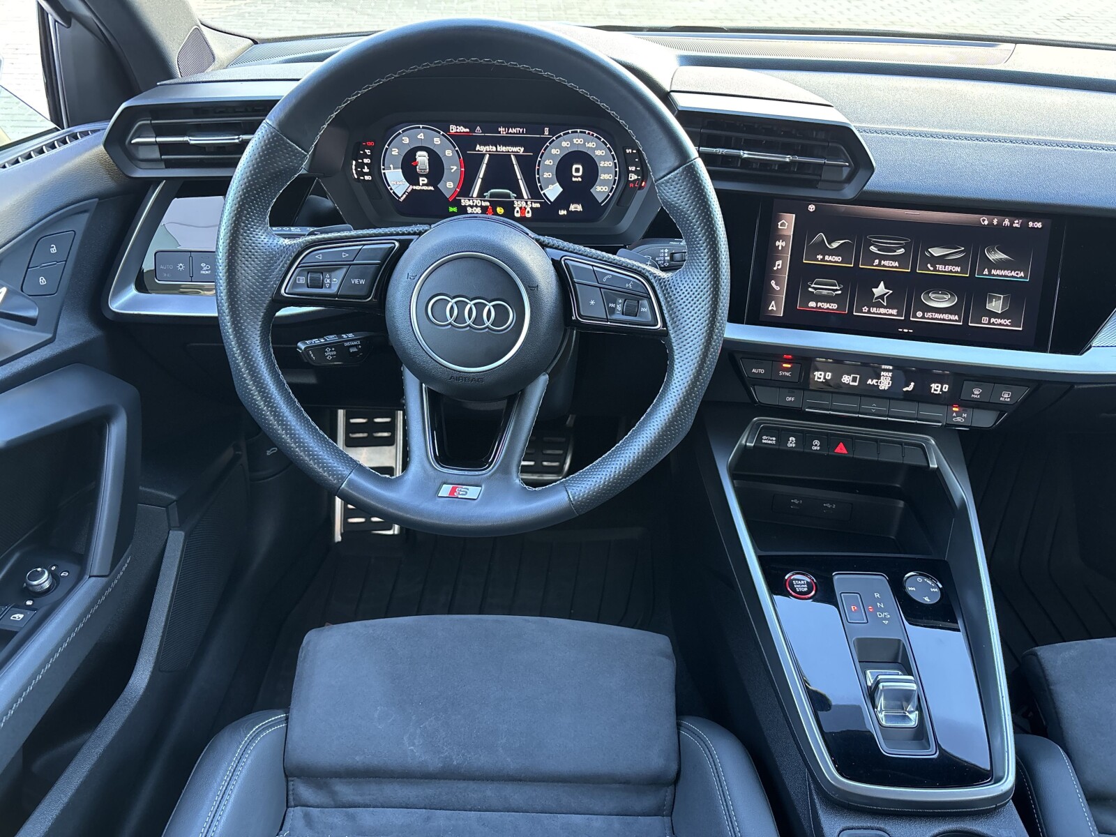 Audi S3 Sportback - zdjęcie 11