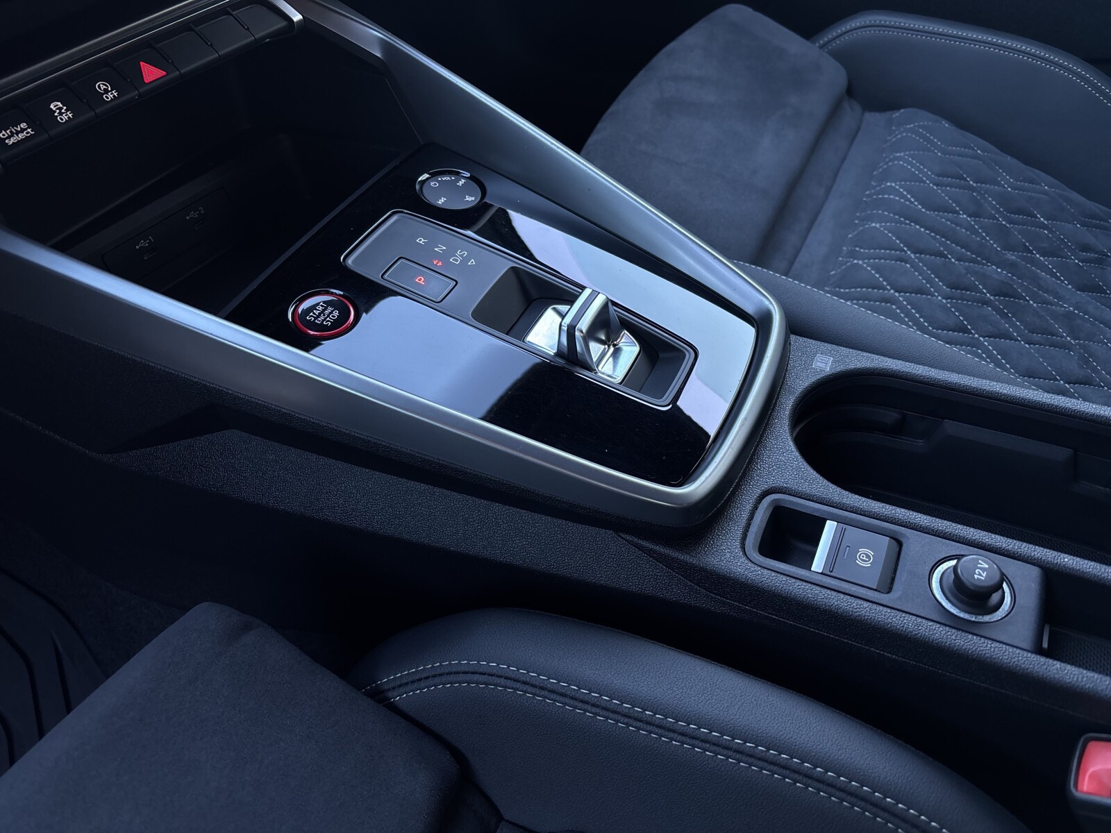 Audi S3 Sportback - zdjęcie 20