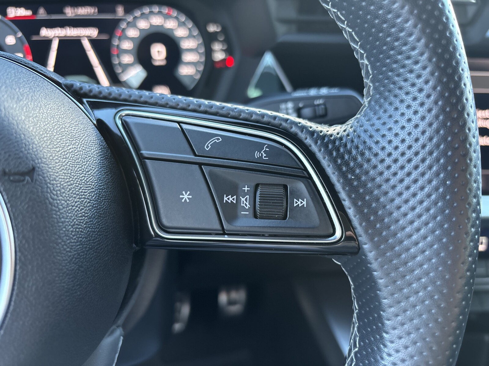 Audi S3 Sportback - zdjęcie 15