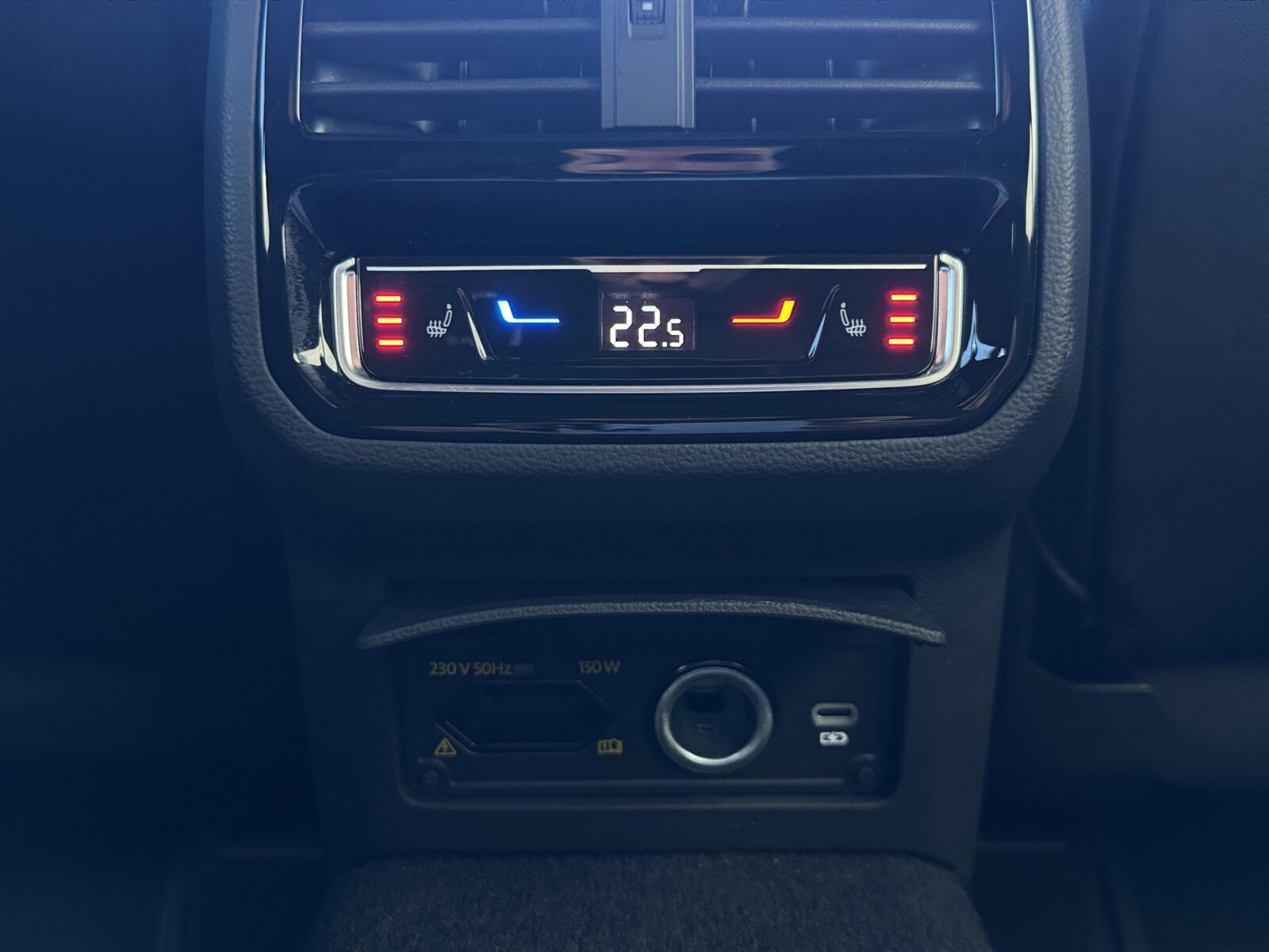 Volkswagen Arteon Shooting Brake - zdjęcie 33