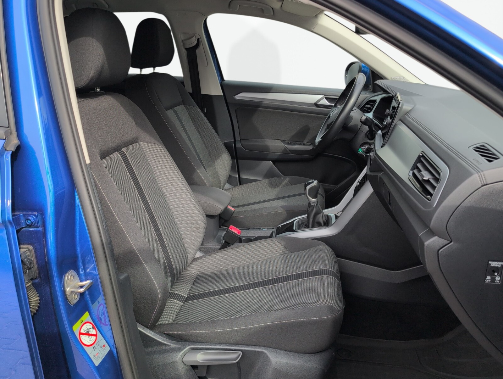 Volkswagen T-Roc - zdjęcie 14