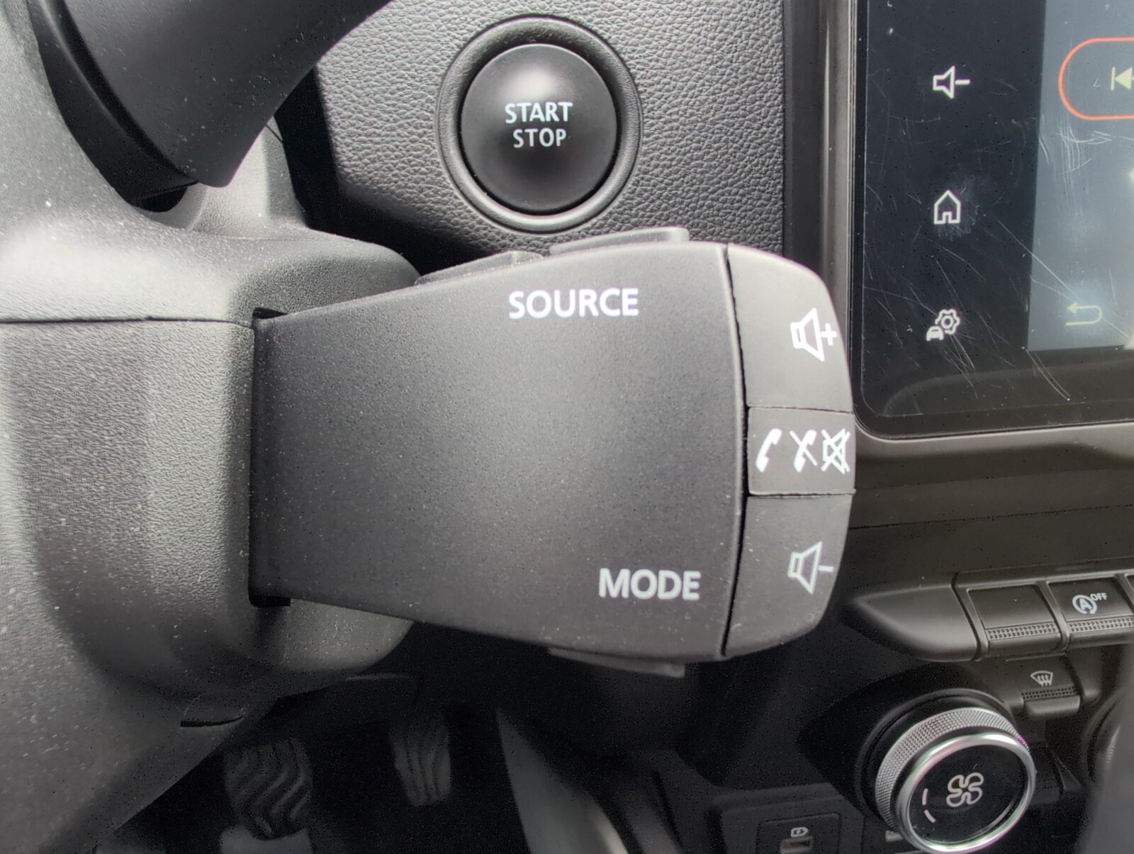 Dacia Duster - zdjęcie 22