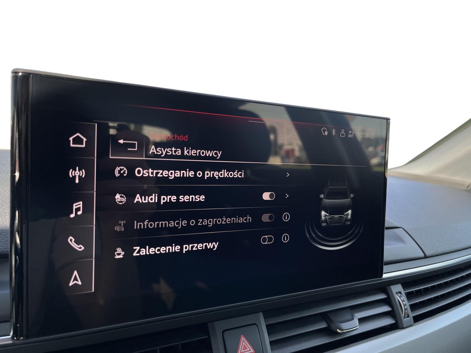 Audi A4 Avant - zdjęcie 33