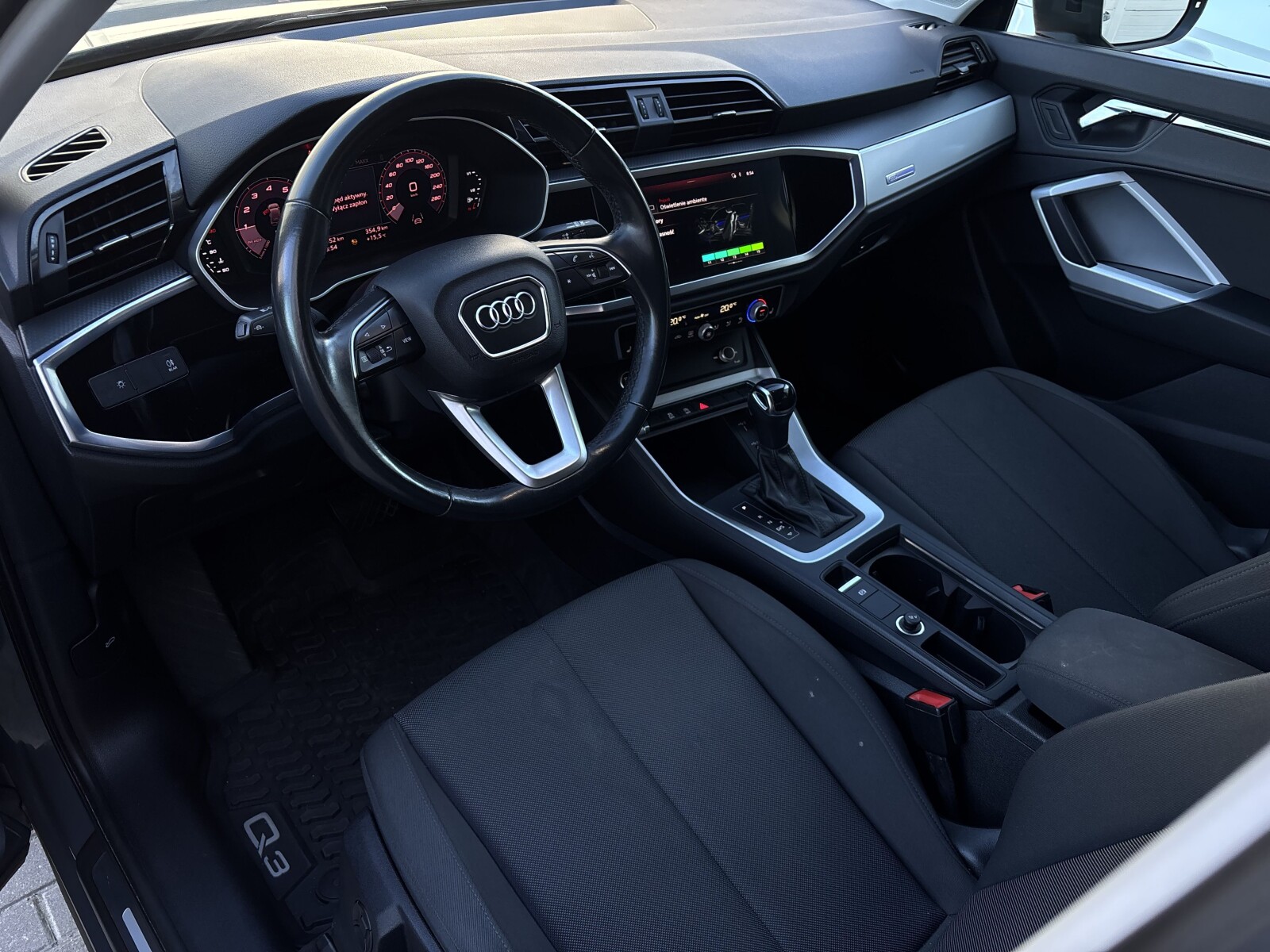 Audi Q3 - zdjęcie 15