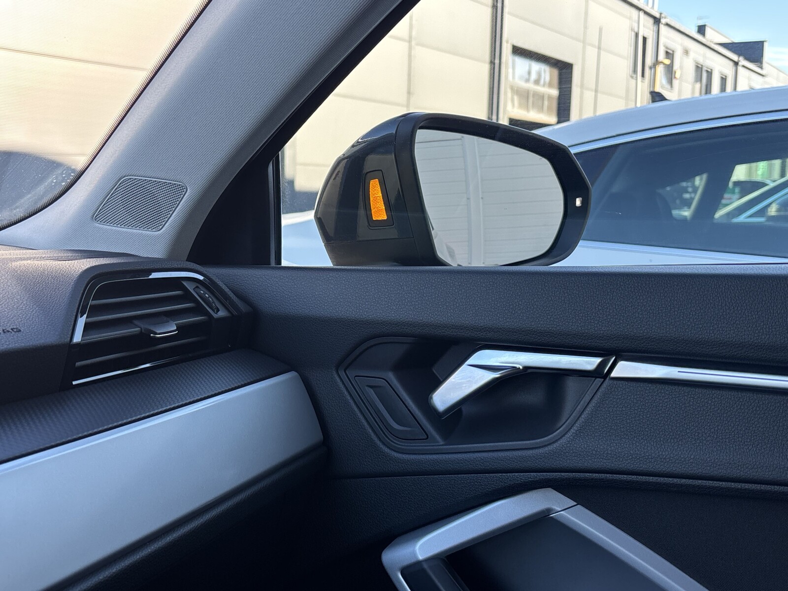 Audi Q3 - zdjęcie 24