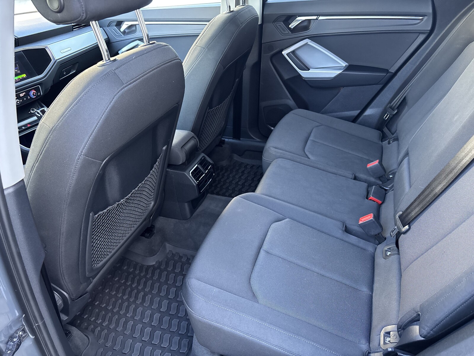 Audi Q3 - zdjęcie 27