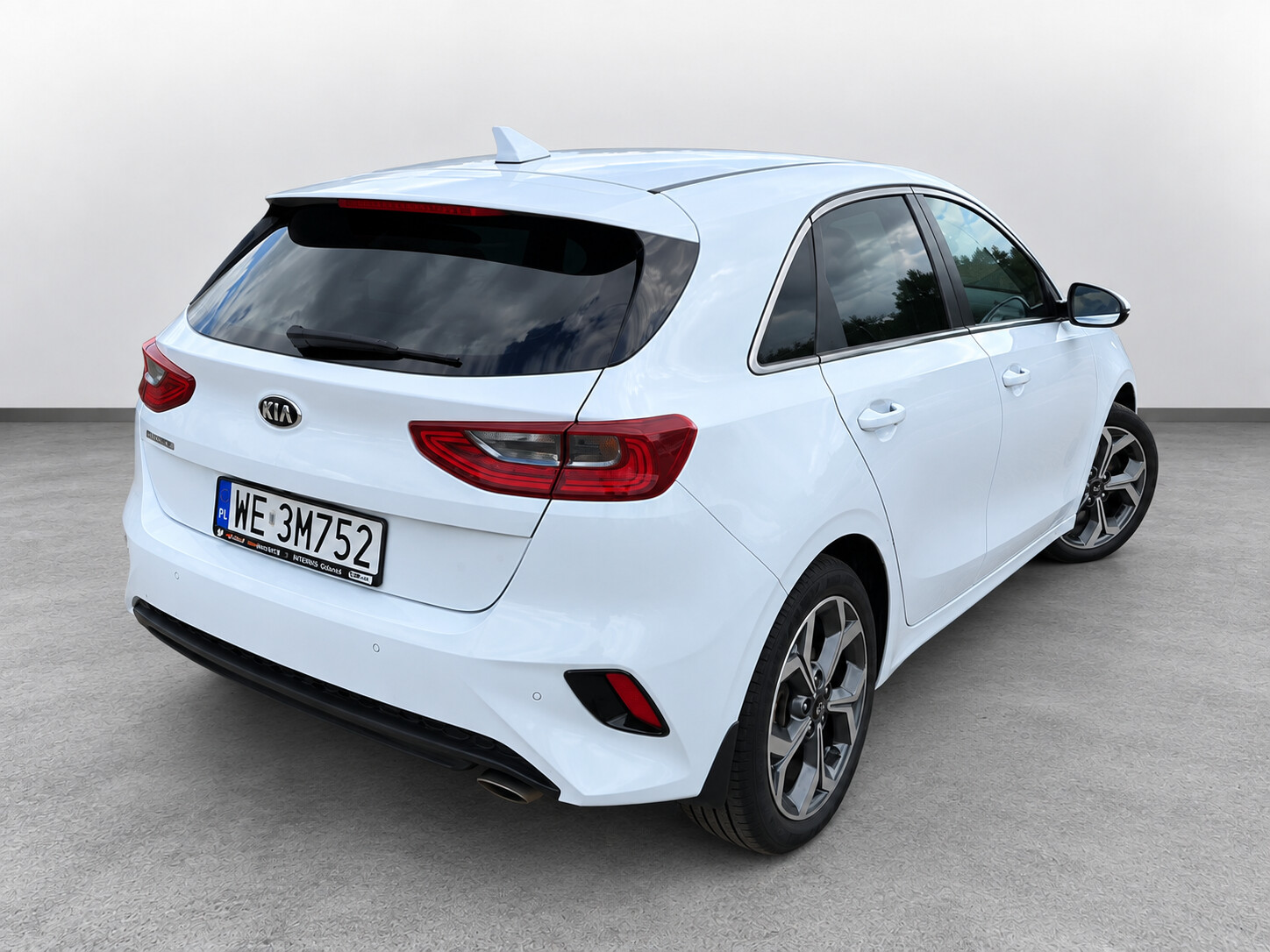 Kia Ceed - zdjęcie 2