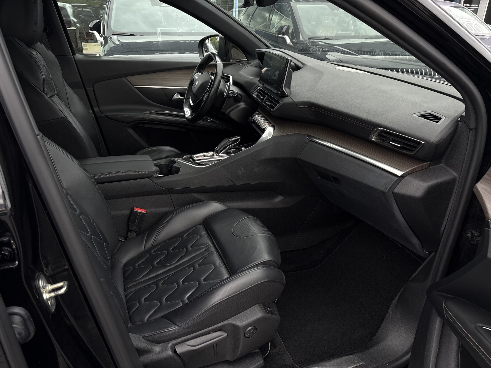 Peugeot 3008 - zdjęcie 9