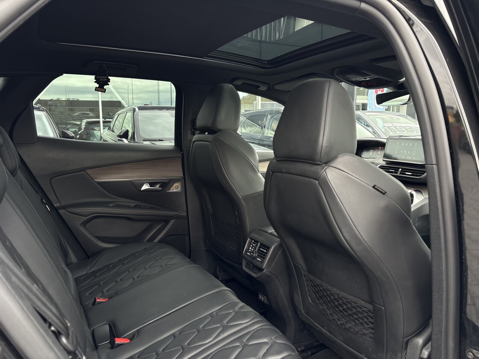 Peugeot 3008 - zdjęcie 25