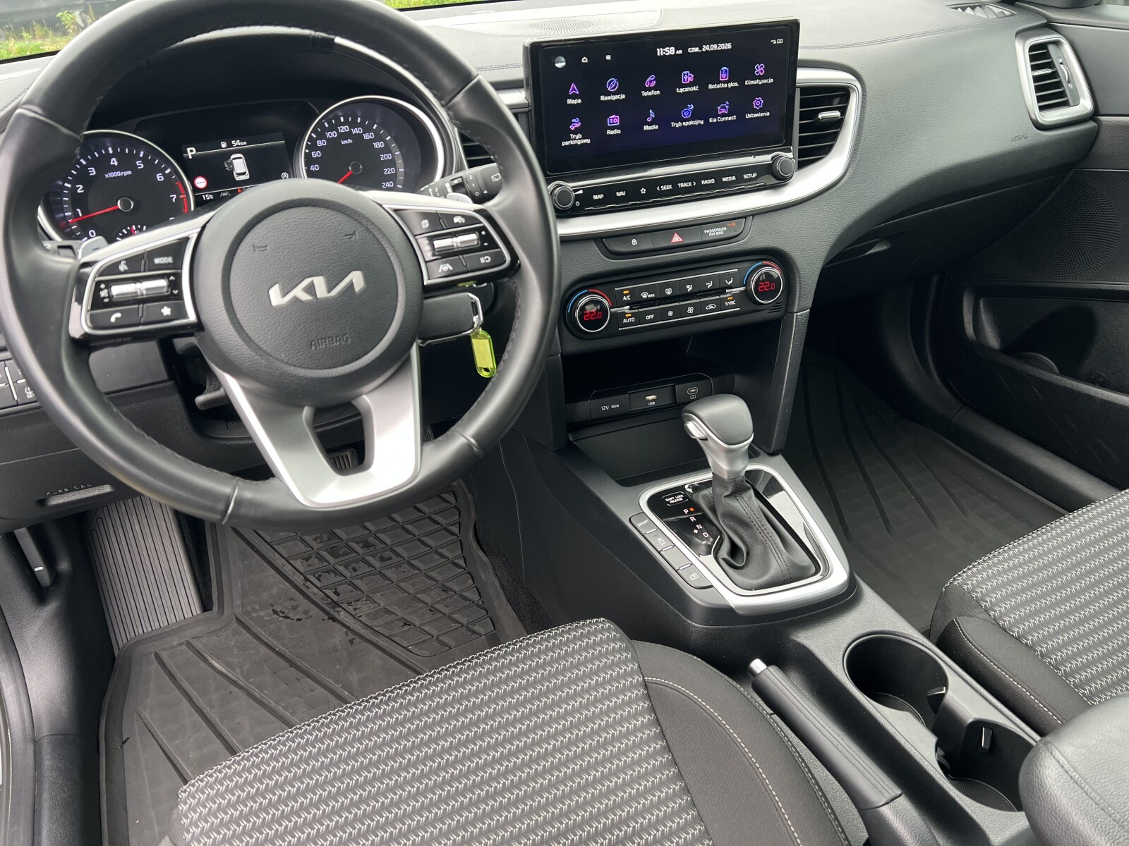 Kia Ceed - zdjęcie 26