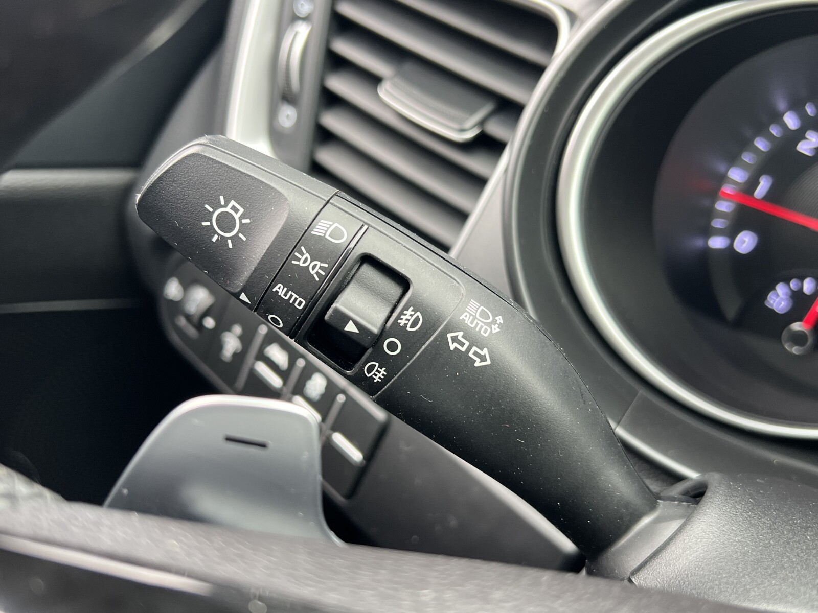 Kia Ceed - zdjęcie 22