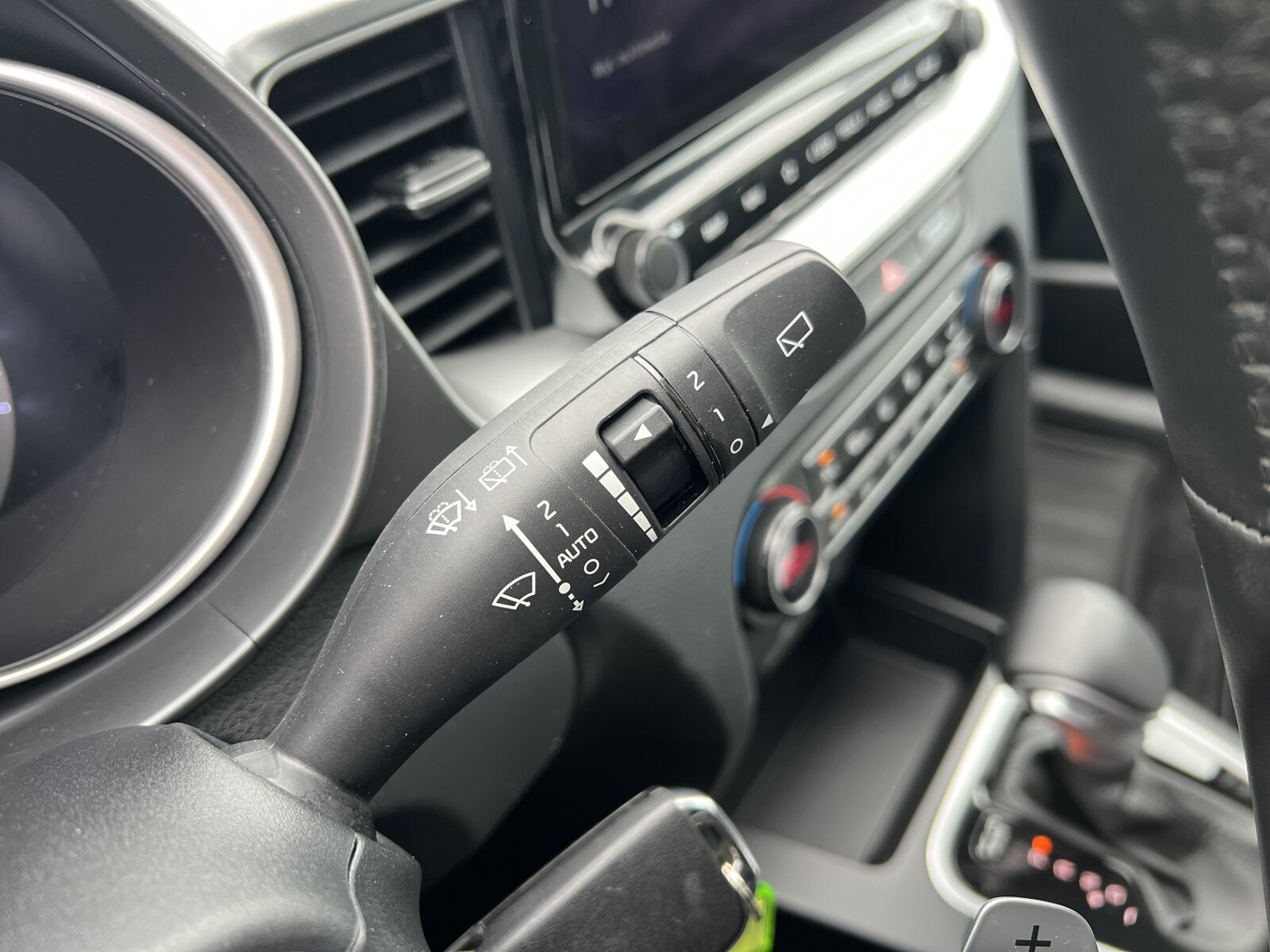 Kia Ceed - zdjęcie 21