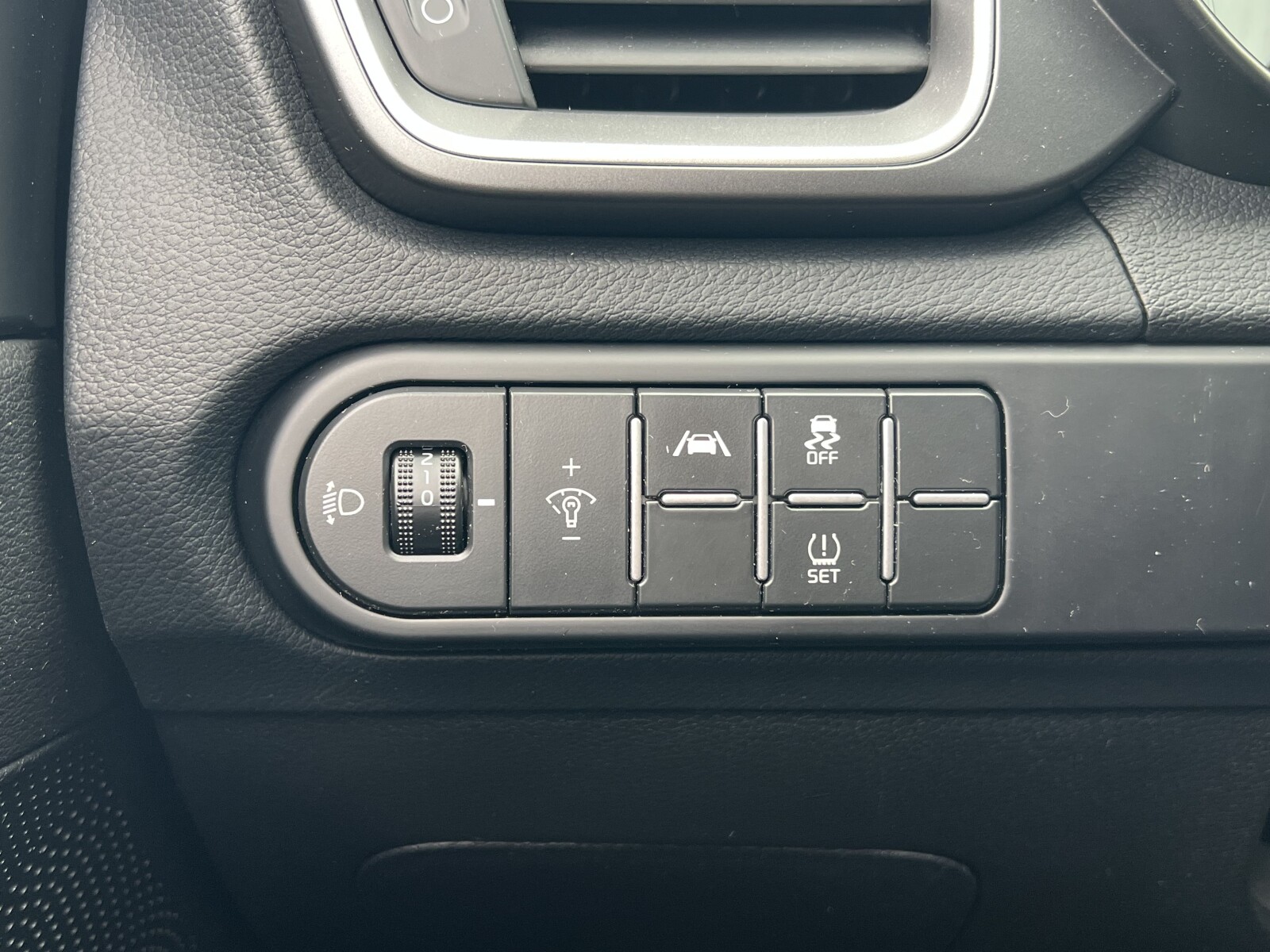 Kia Ceed - zdjęcie 20