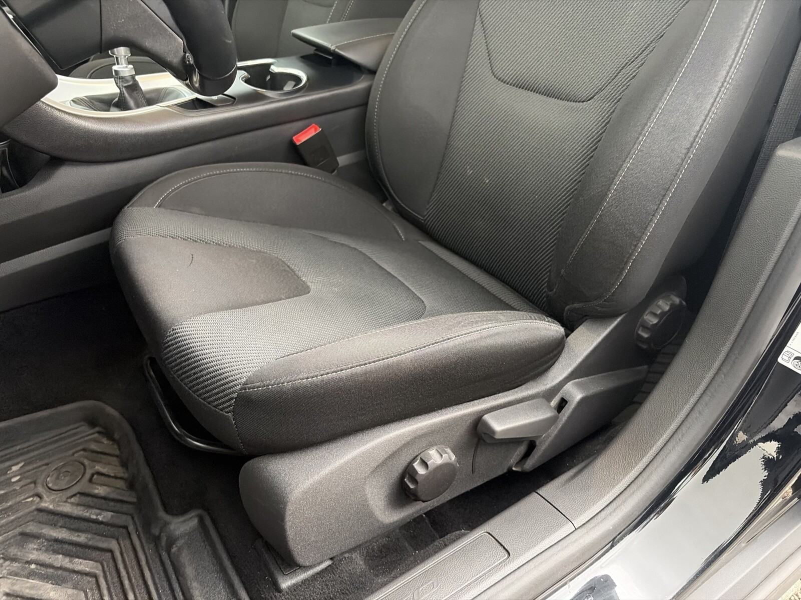 Ford Mondeo - zdjęcie 12