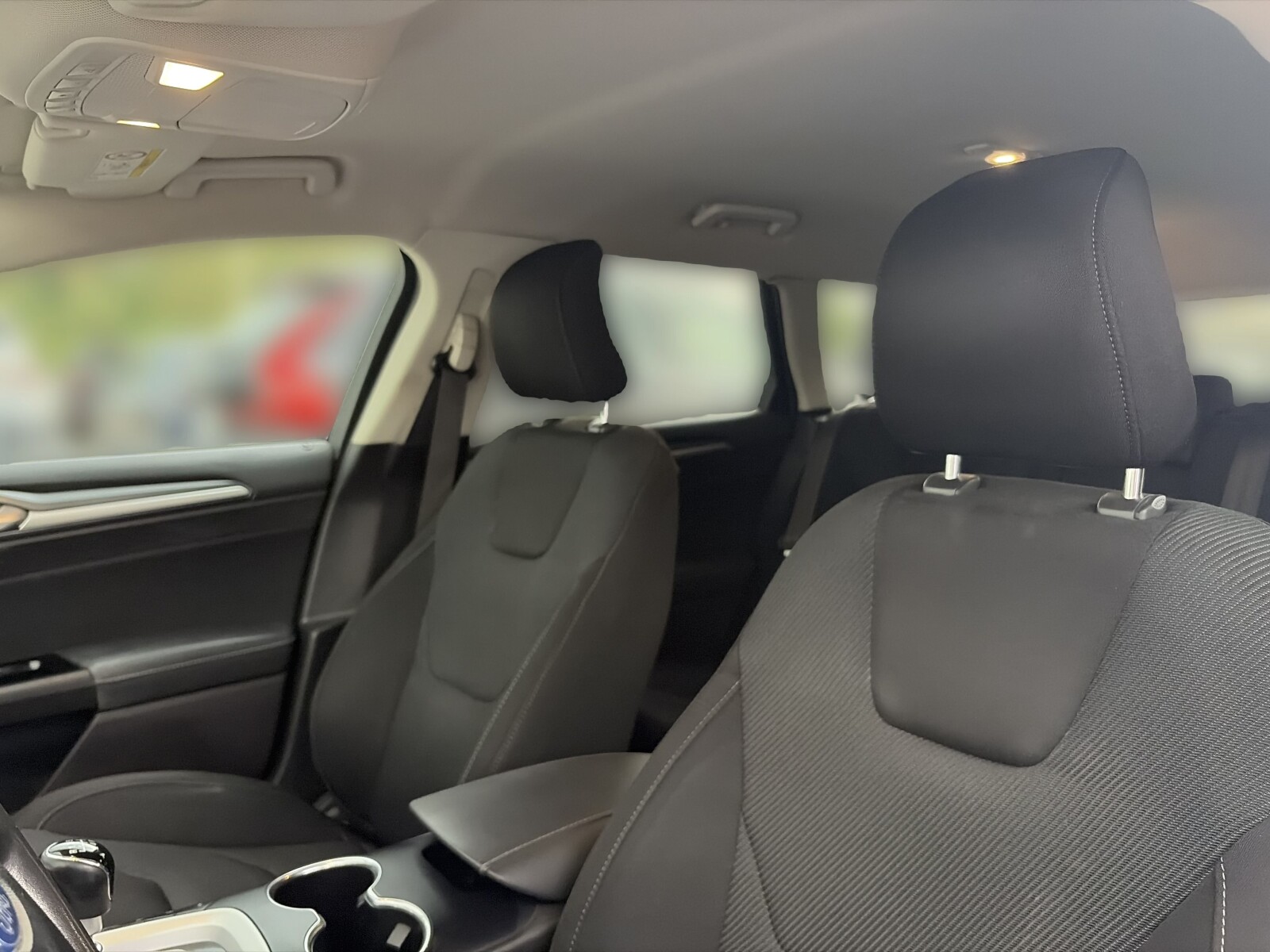 Ford Mondeo - zdjęcie 11