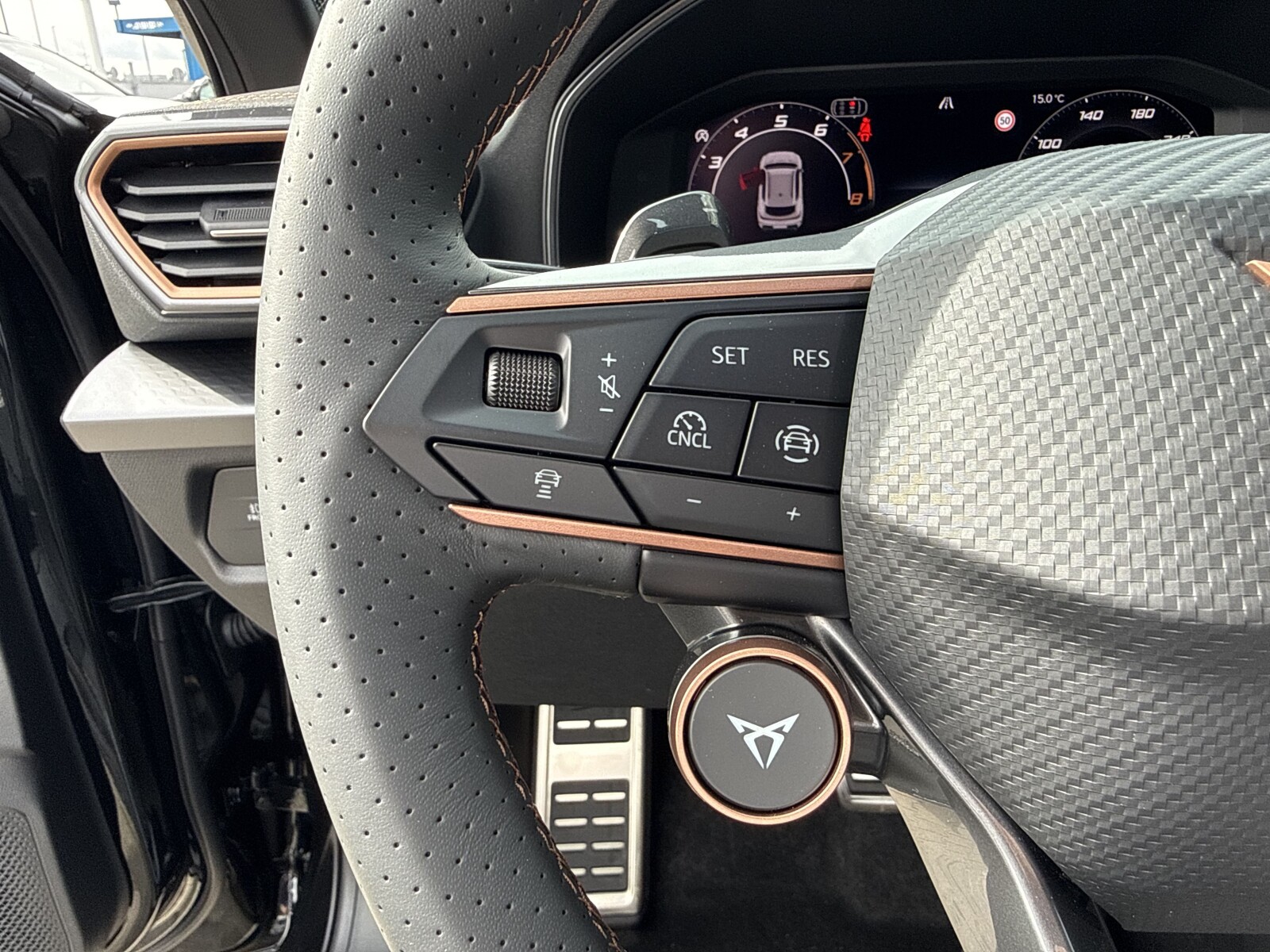 Cupra Formentor - zdjęcie 24