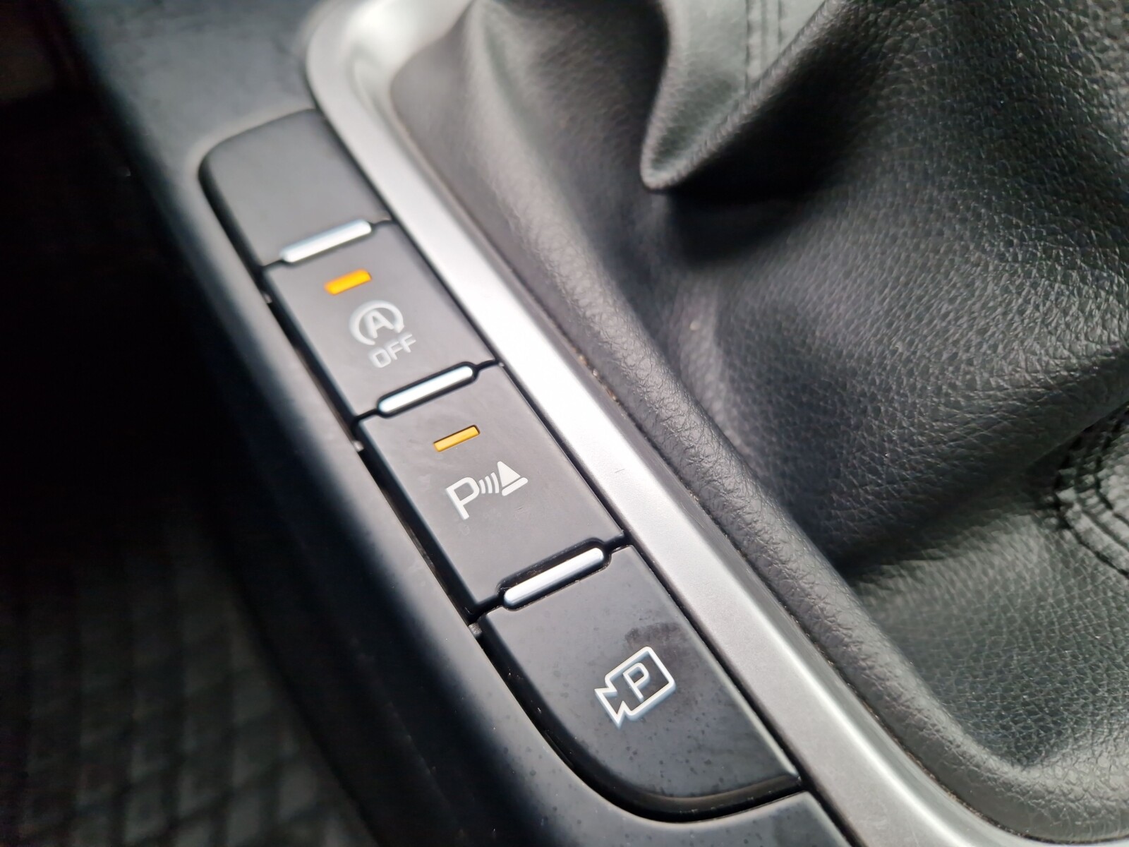 Kia Ceed - zdjęcie 14