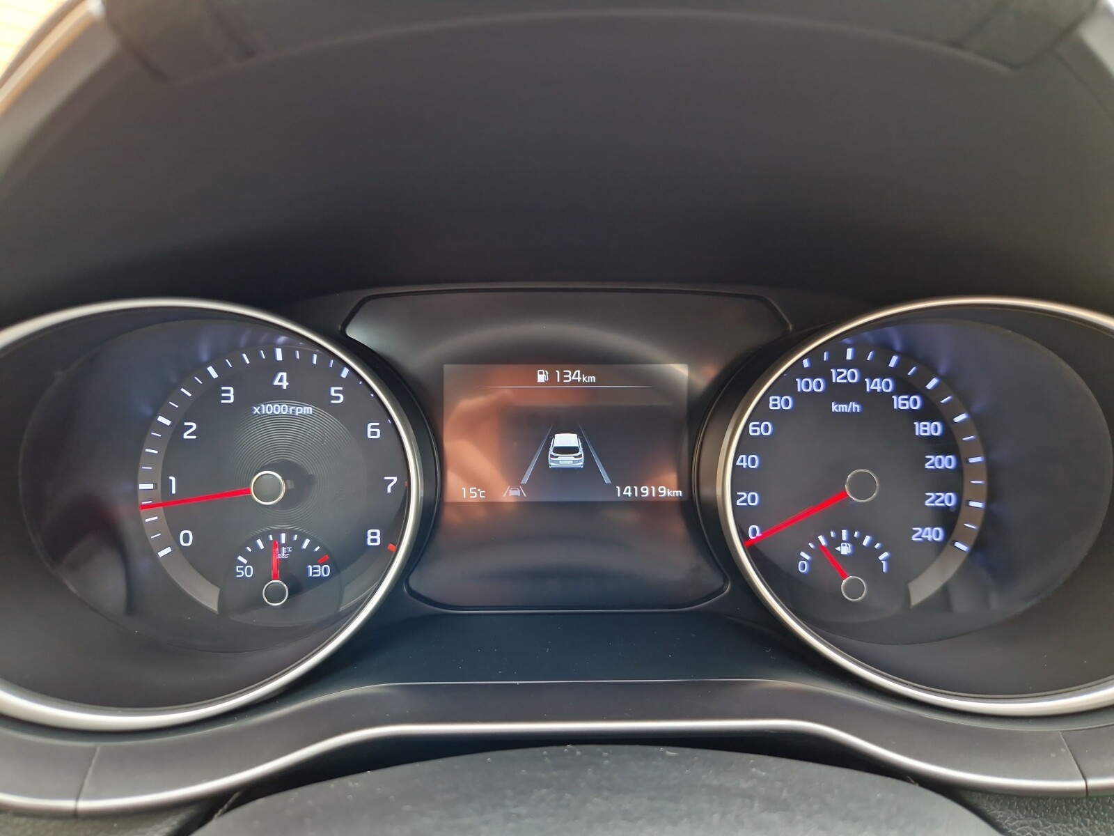 Kia Ceed - zdjęcie 16