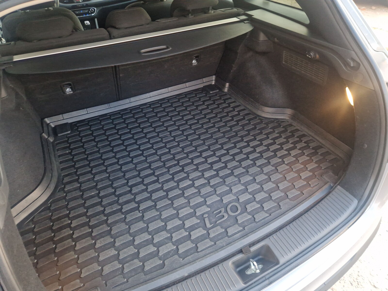 Hyundai i30 - zdjęcie 15