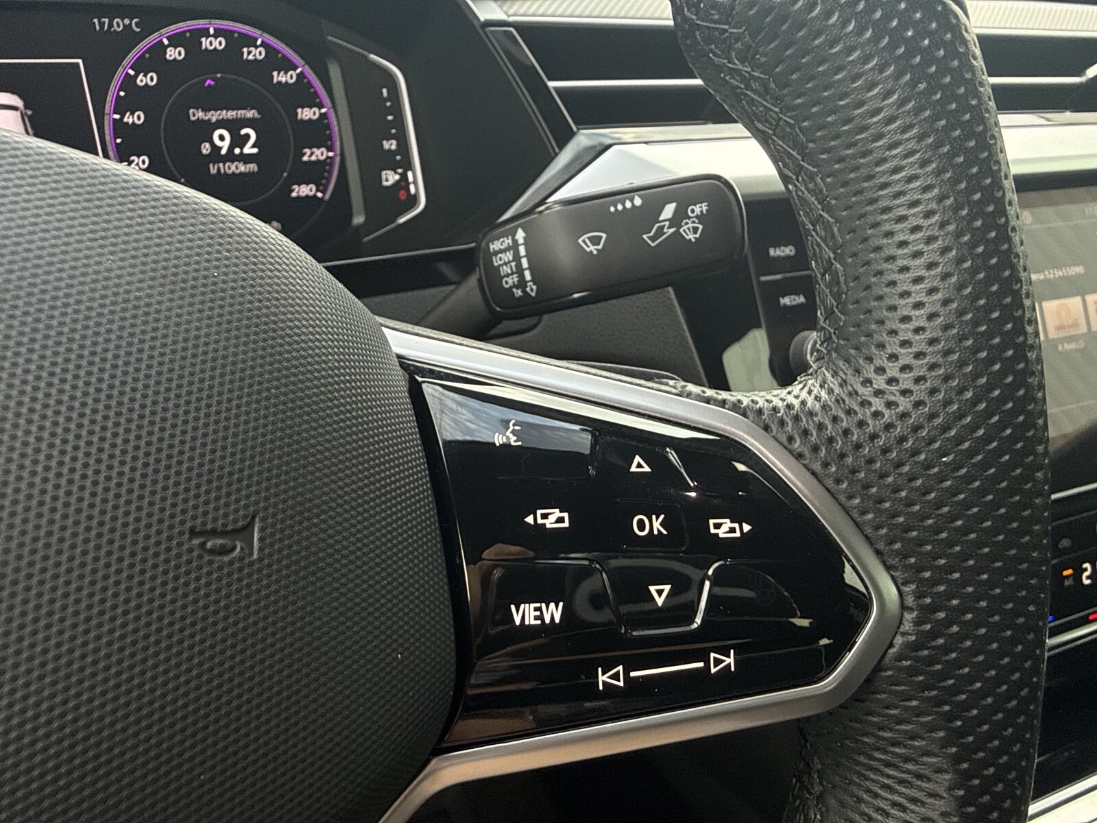 Volkswagen Arteon - zdjęcie 17