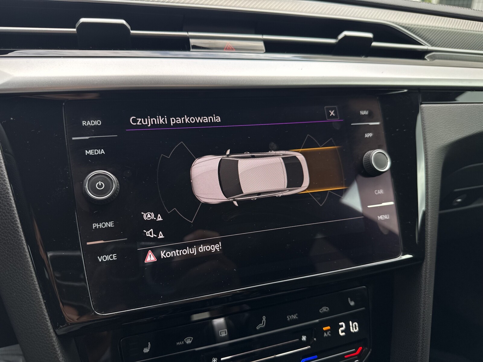 Volkswagen Arteon - zdjęcie 21