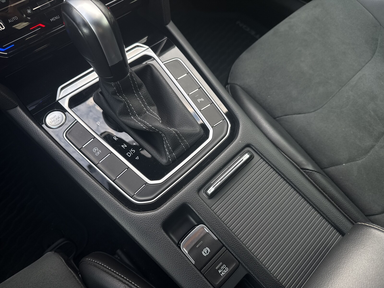 Volkswagen Arteon - zdjęcie 19
