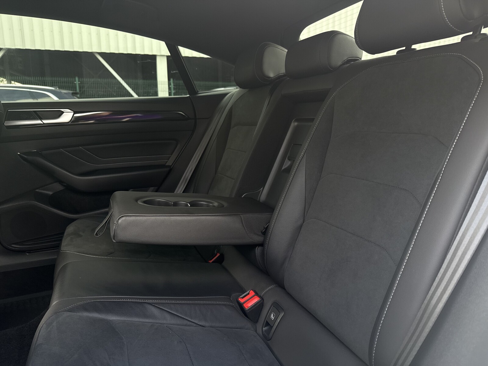 Volkswagen Arteon - zdjęcie 28