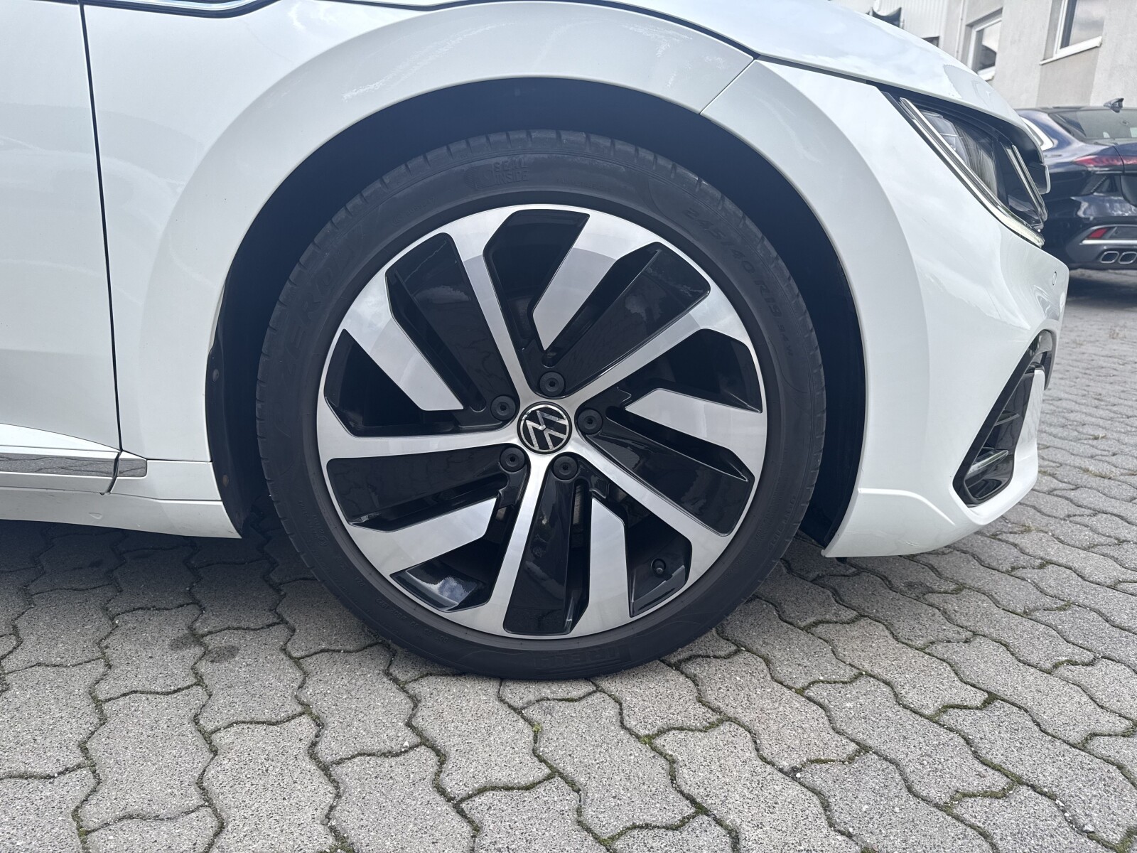 Volkswagen Arteon - zdjęcie 31