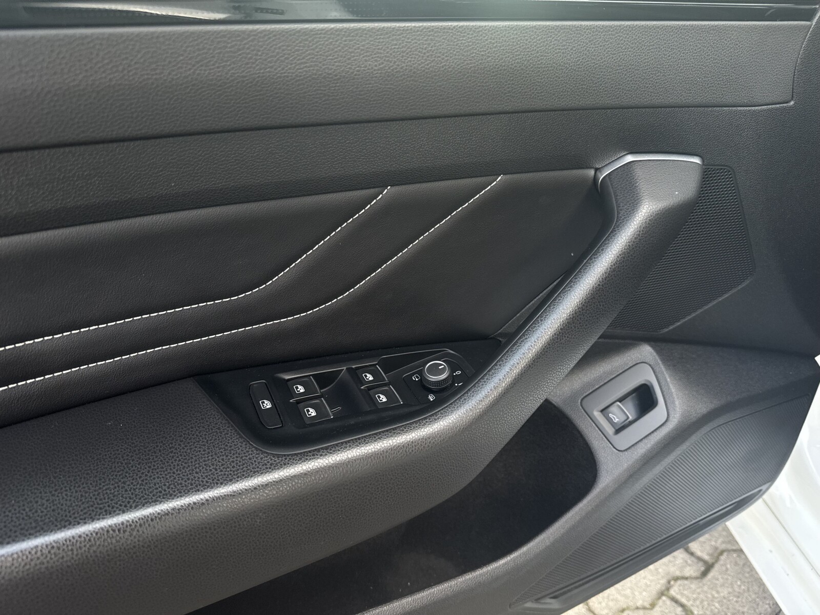 Volkswagen Arteon - zdjęcie 9