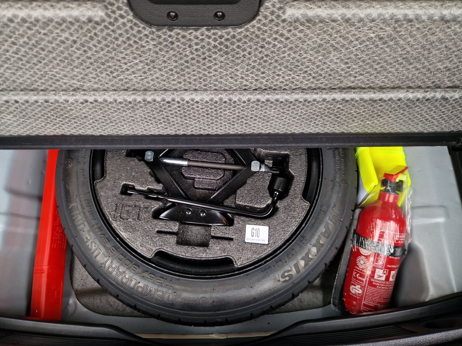 Kia Ceed - zdjęcie 14