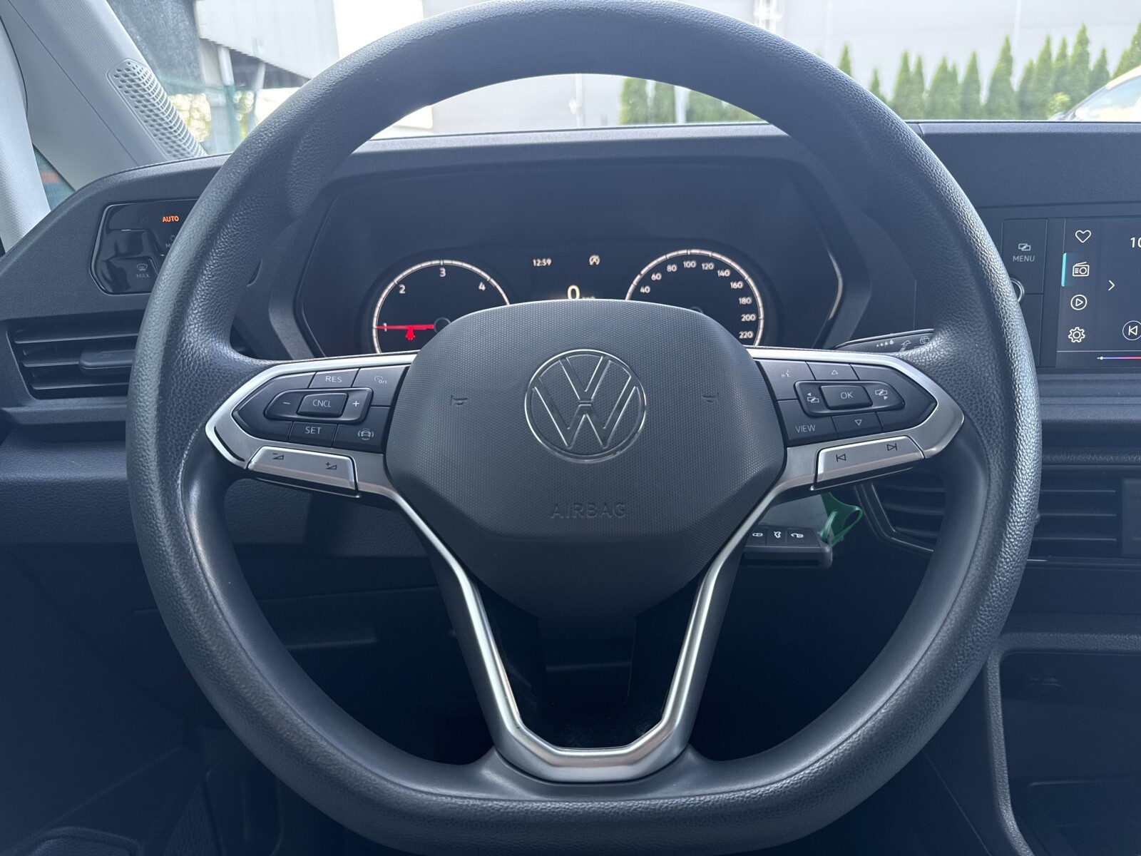 Volkswagen Caddy - zdjęcie 14