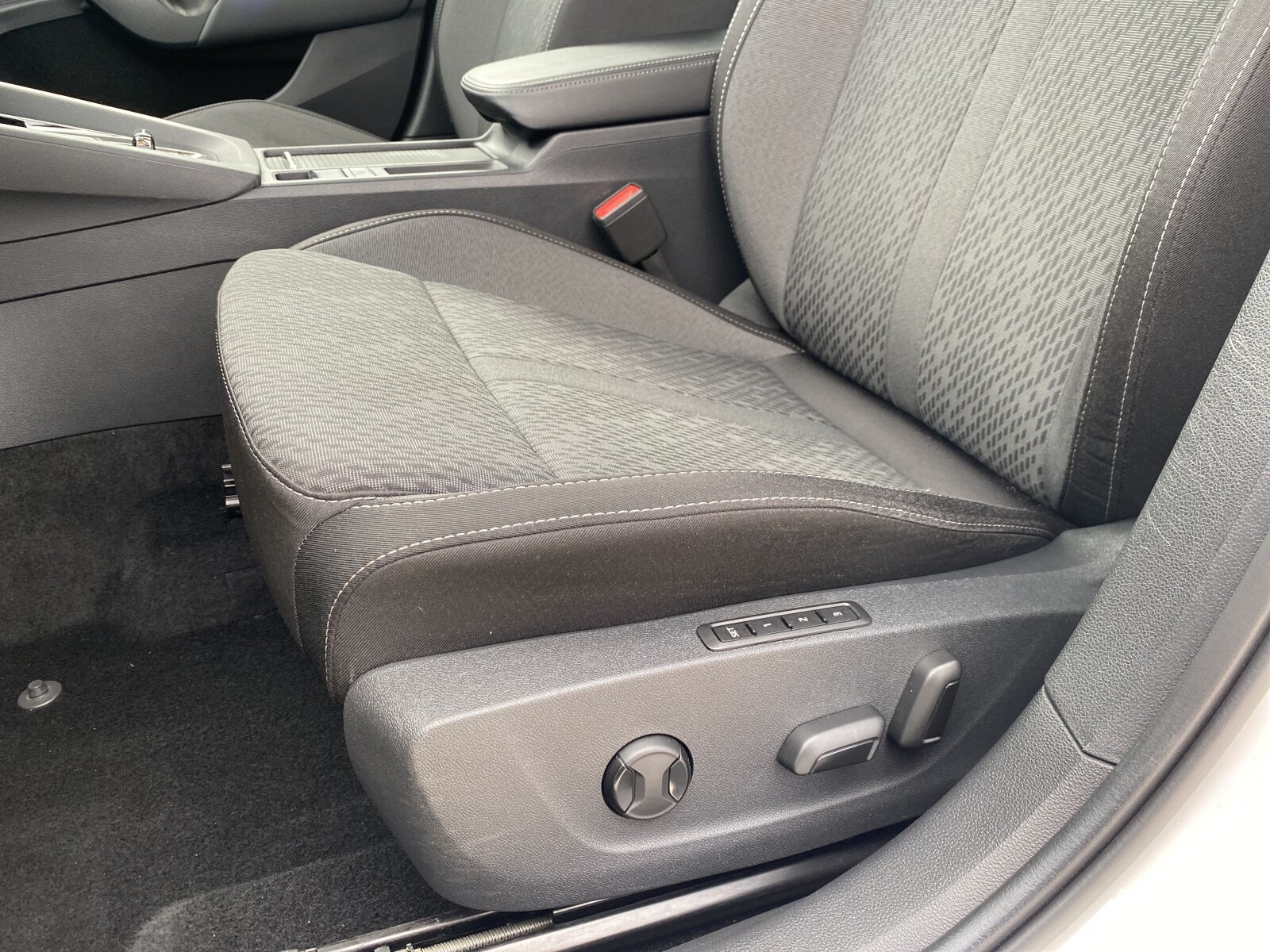 Škoda Octavia Combi - zdjęcie 10