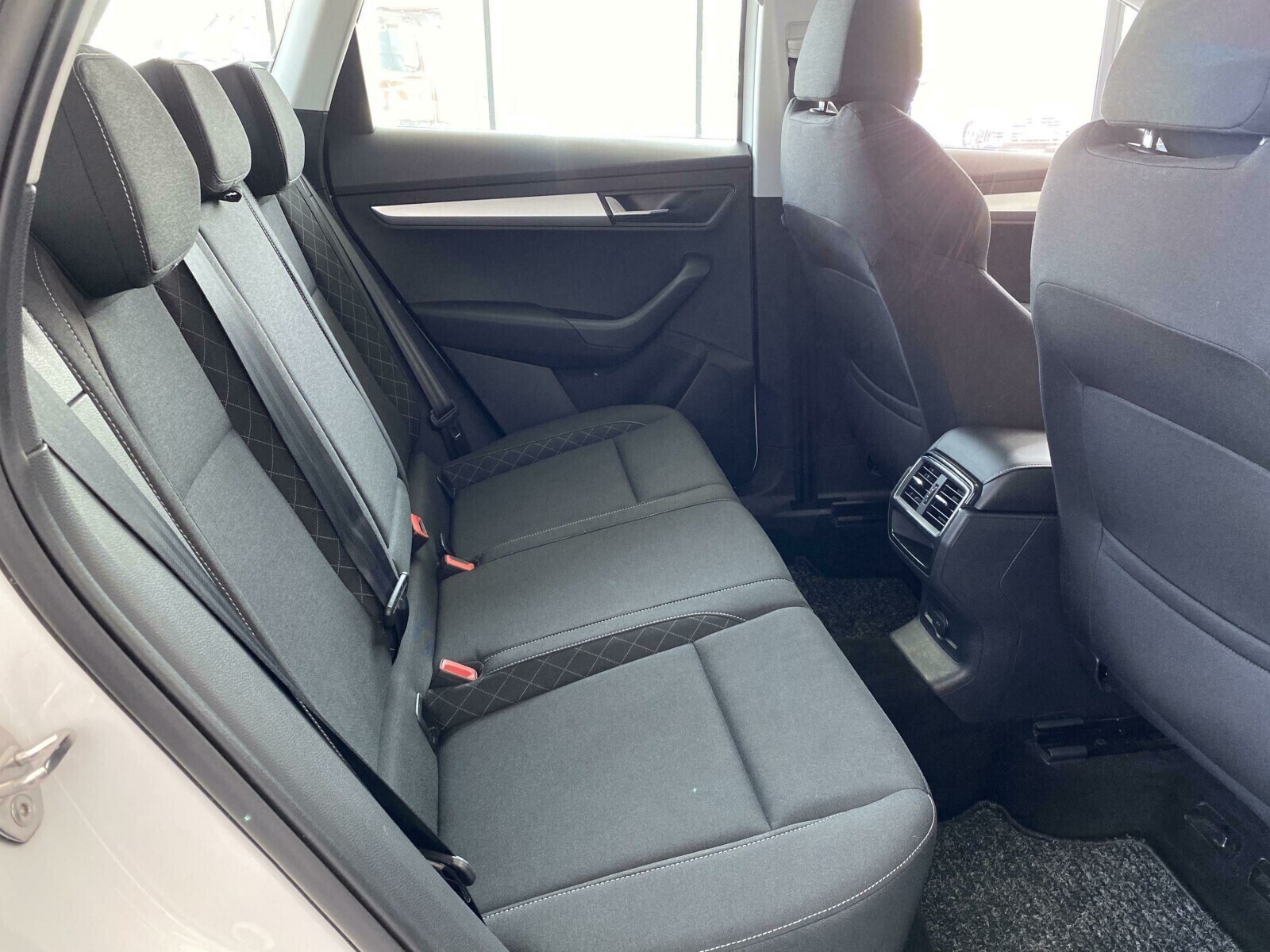 Škoda Karoq - zdjęcie 16