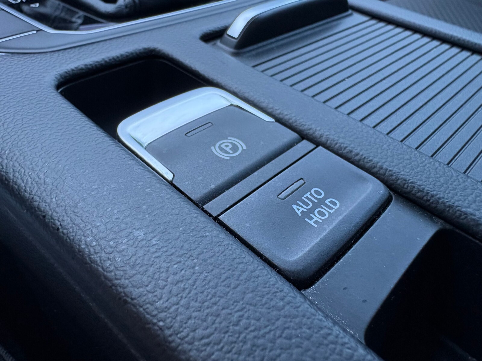 Volkswagen Passat - zdjęcie 25