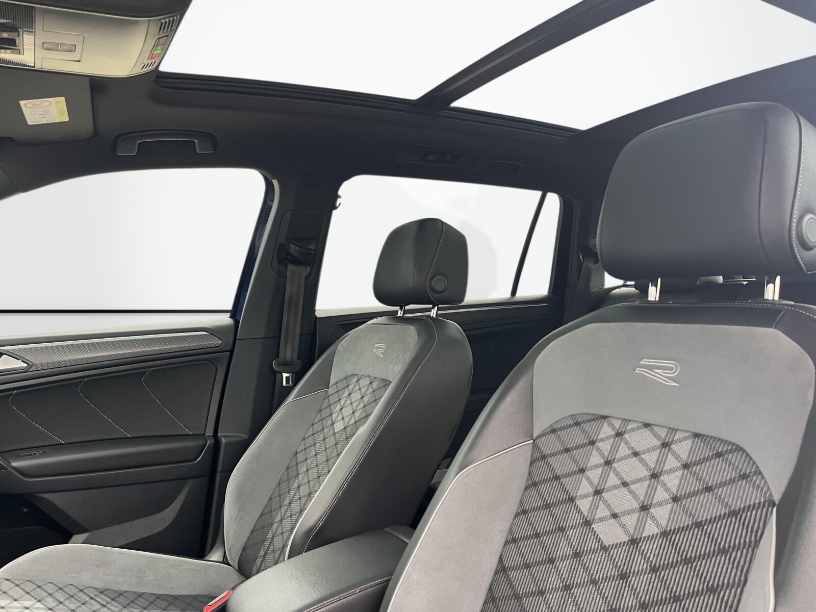Volkswagen Tiguan Allspace - zdjęcie 12