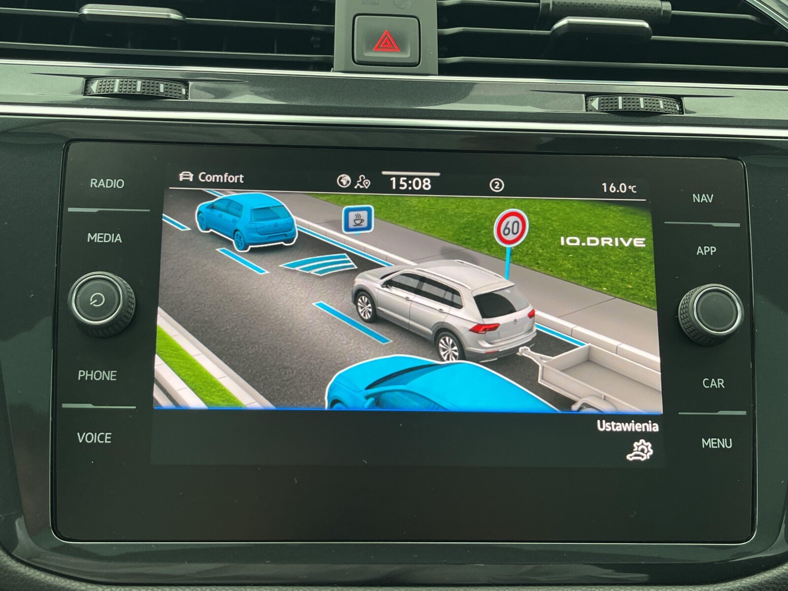 Volkswagen Tiguan Allspace - zdjęcie 26