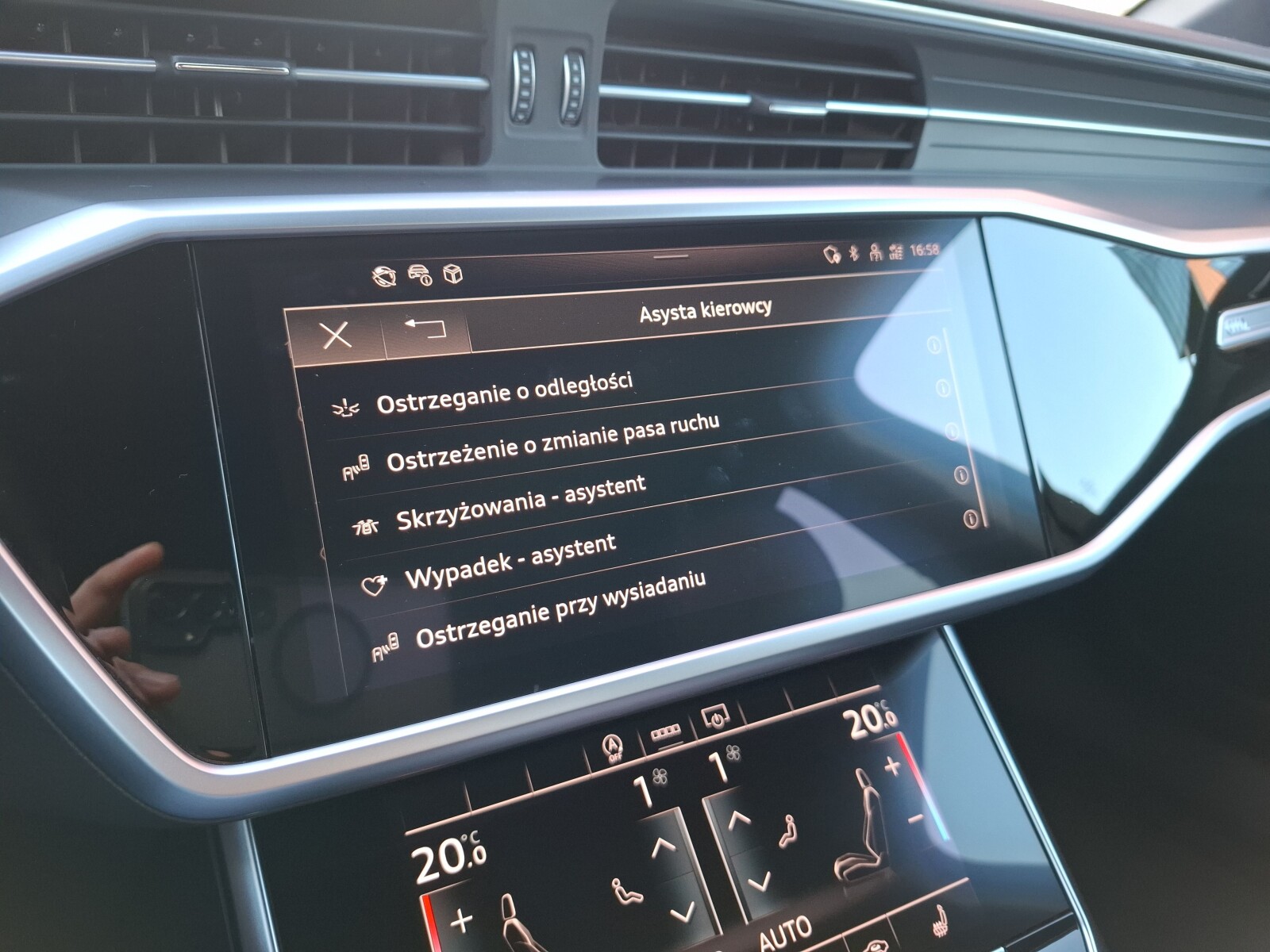 Audi A6 Avant - zdjęcie 31
