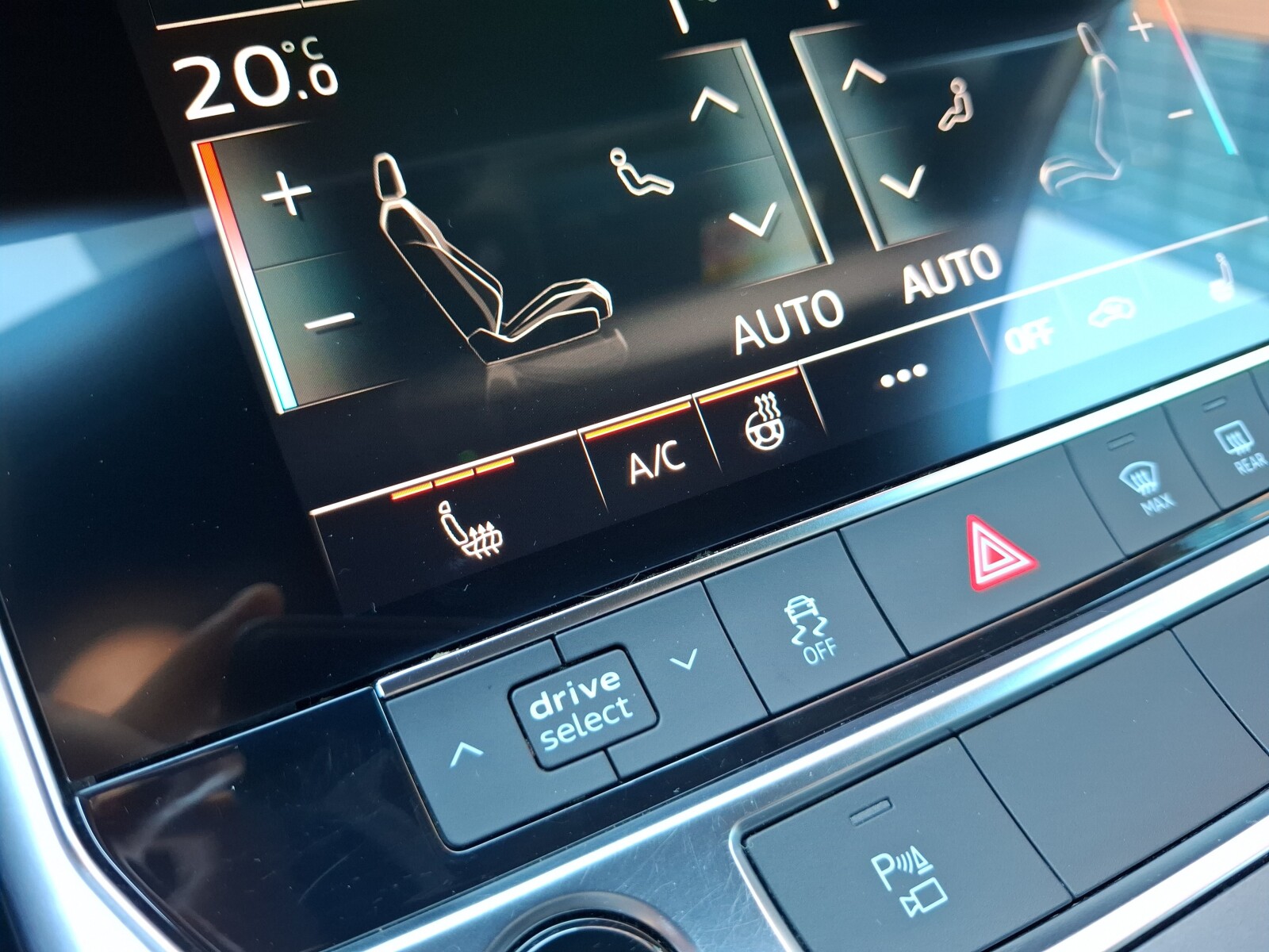 Audi A6 Avant - zdjęcie 29