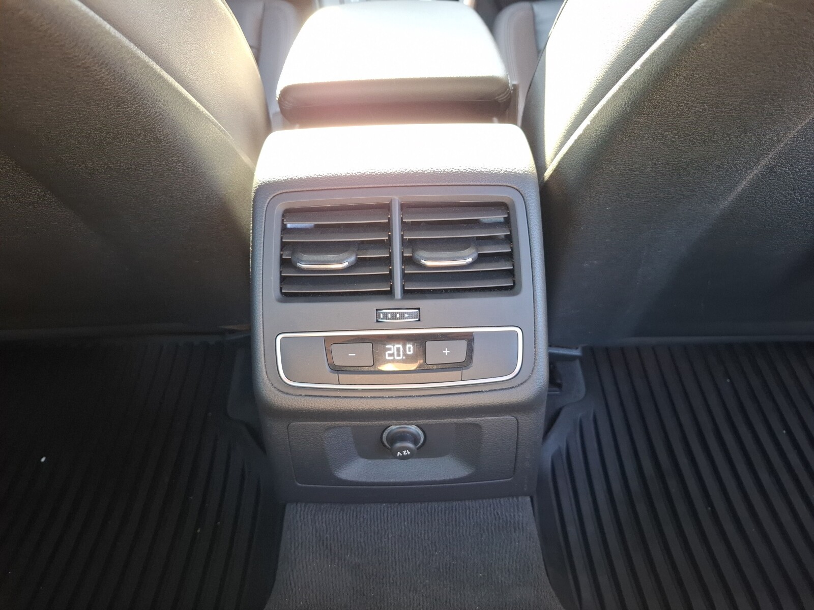 Audi A4 Allroad - zdjęcie 19